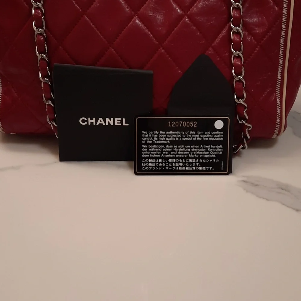 Authentic chanel lambskin North South accordion bag and matching stitch wallet. - Picture 13 of 16